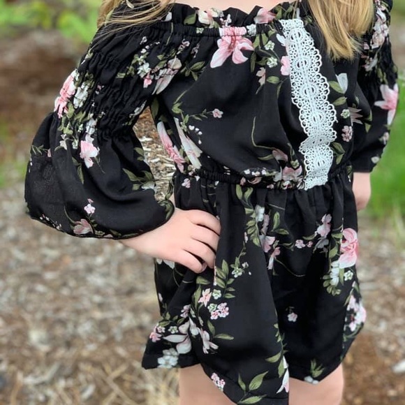 Baby Girl Floral Romper - Brand New - Picture 3 of 3